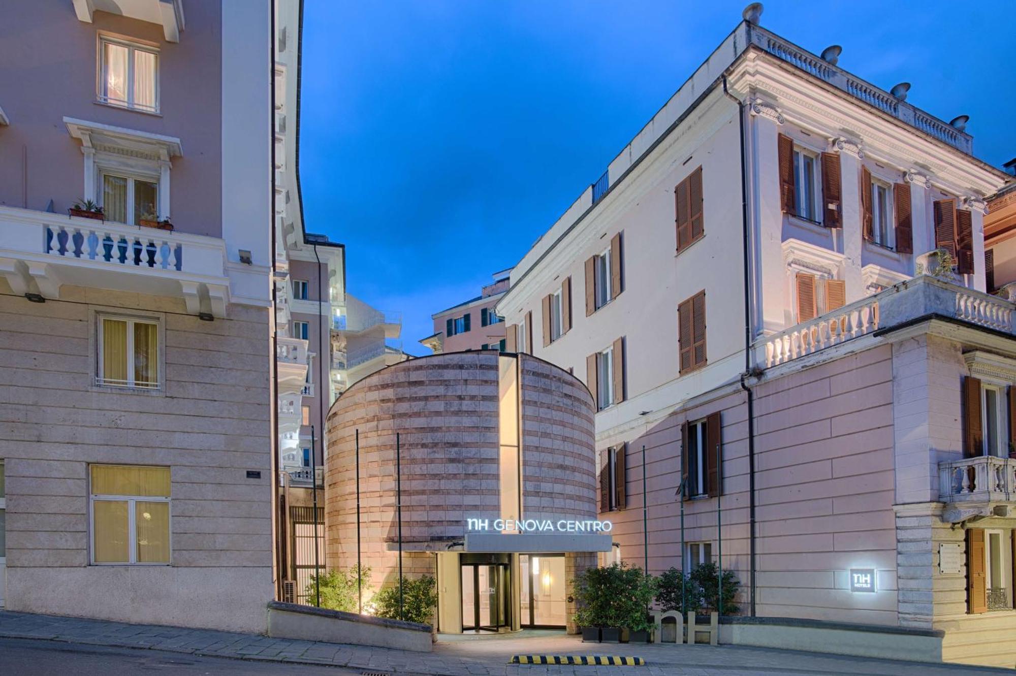 Отель Nh Genova Centro Экстерьер фото
